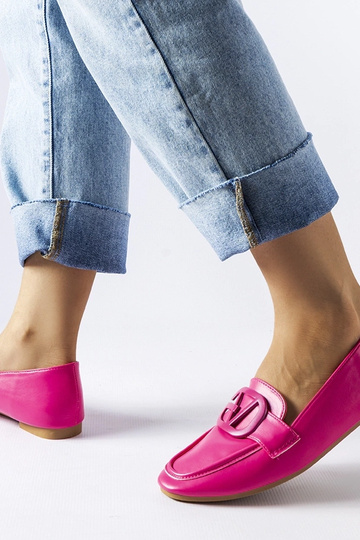 Mocassini con fibbia rosa... 2
