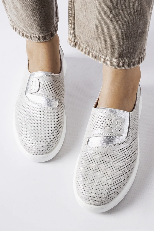 Sneakers in pelle perforata color...