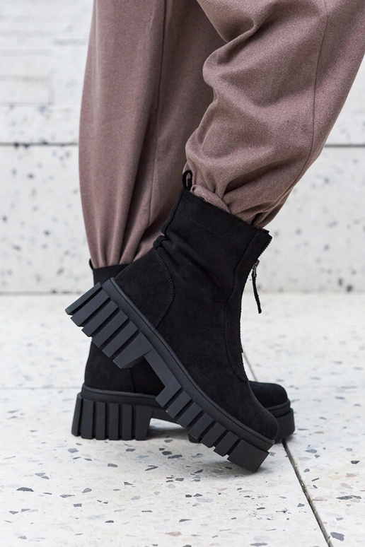 Stivaletti da donna neri isolati con...