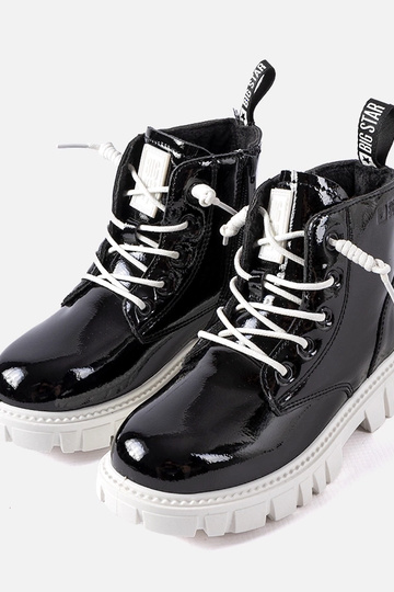 Stivaletti neri verniciati,... 2