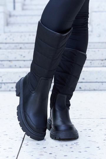 Stivali da neve isolati...