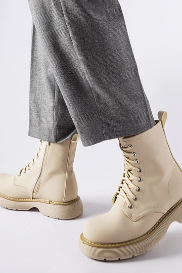 Stivali classici beige... 2