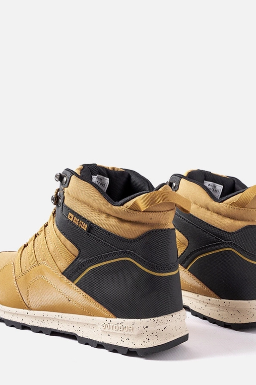 Stivali Big Star marroni isolati...