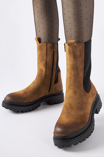 Stivali alti isolati...