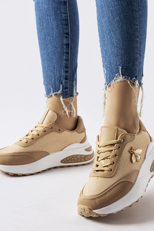 Sneakers marroni e bianche con filo...