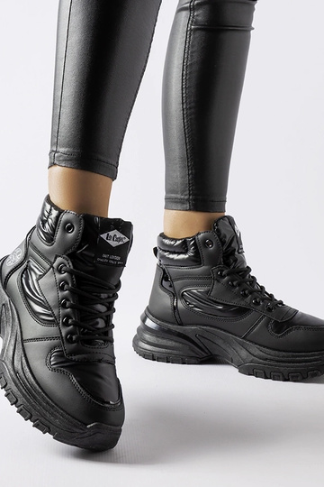 Stivali neri Lee Cooper...