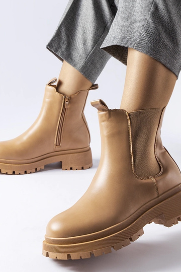 Stivaletti classici beige... 2