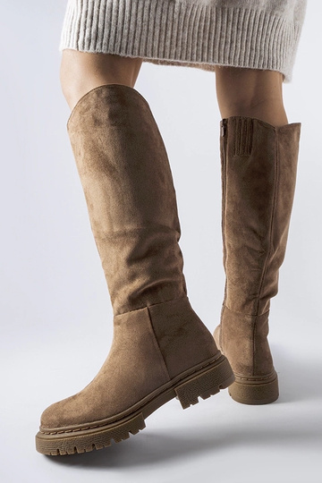 Stivali piatti isolati... 2