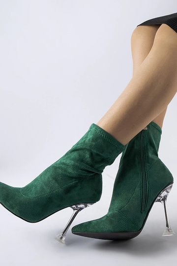 stivaletti verdi con tacco... 2