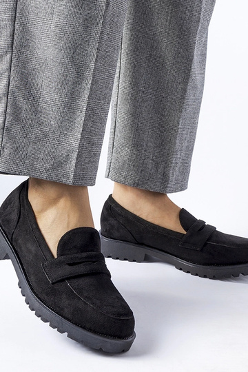 Scarpe classiche nere in suede sintetico Ticengo