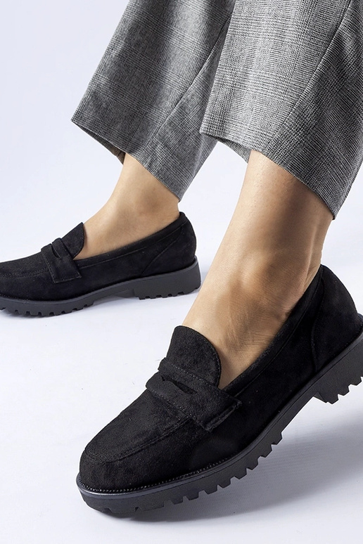 Scarpe classiche nere in suede...