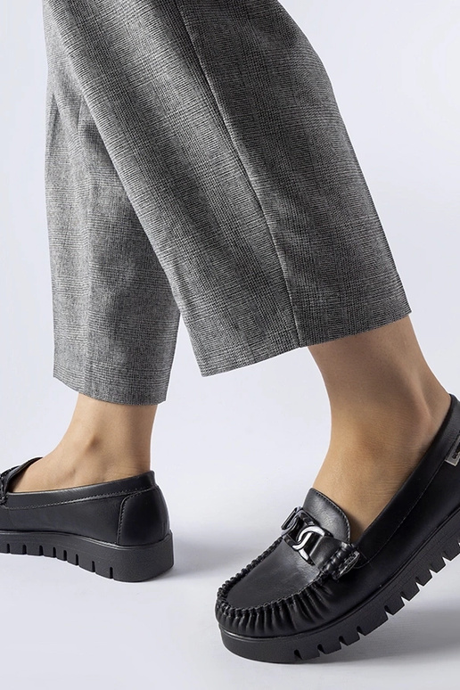 Mocassini neri con fibbia e tacco a...