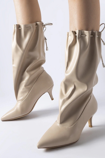Stivali beige con tacco basso Deserres
