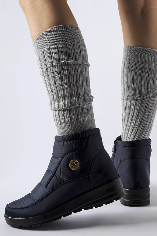 Stivali da neve bassi con zeppa blu... Stivali da neve bassi con zeppa blu...