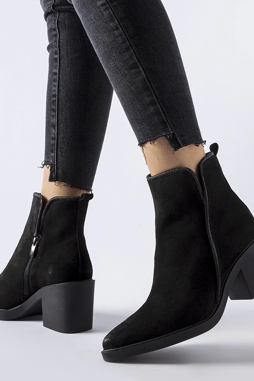 Stivaletti in suede neri con tacco a...