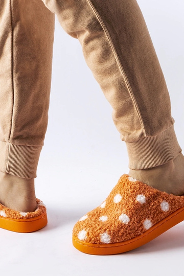 Pantofole calde arancioni...