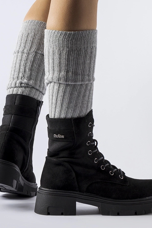 Stivali neri leggermente isolati in...