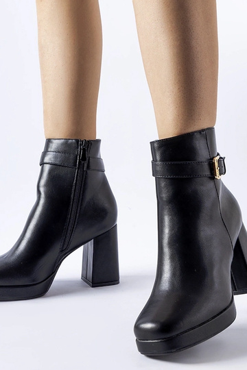 Stivaletti neri autunnali... 2