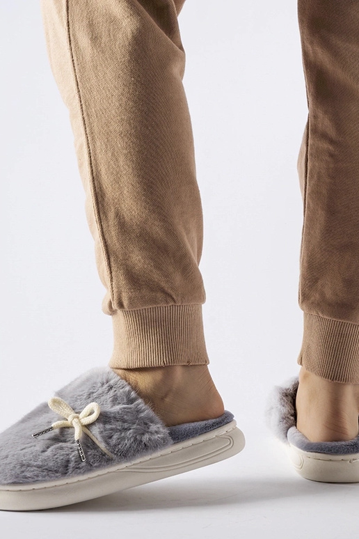 Pantofole grigie con cordino...