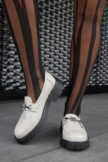 Mocassini grigi in vernice...