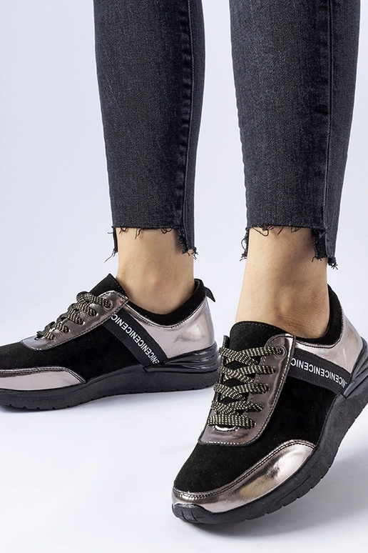 Sneakers in pelle nera e grigia di...