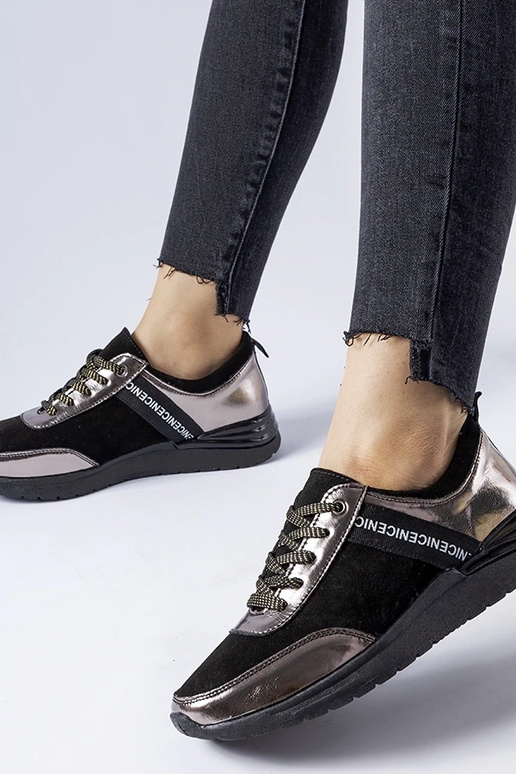 Sneakers in pelle nera e grigia di...