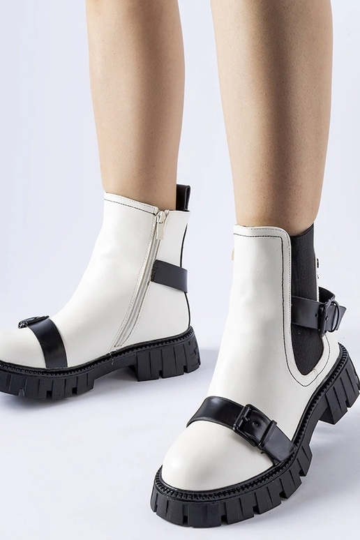 Stivaletti bianchi con suola...