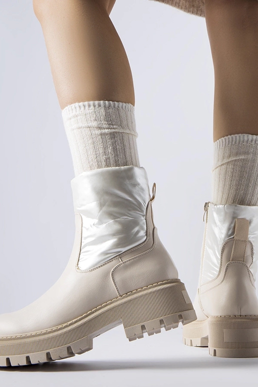 Stivaletti beige con tomaia...