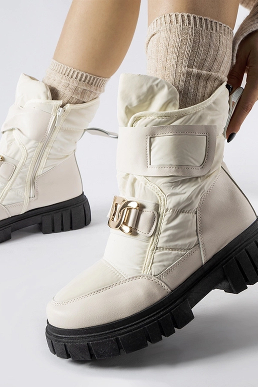 Stivali da neve beige con fibbia... Stivali da neve beige con fibbia...