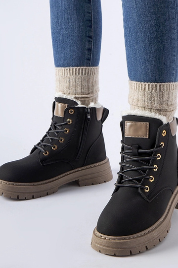 Stivali Mcwhorter neri isolati 2