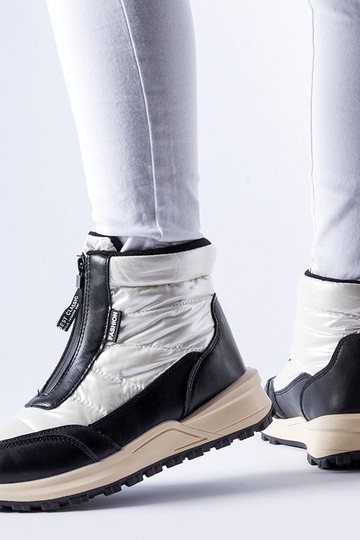 Stivali da neve isolati...