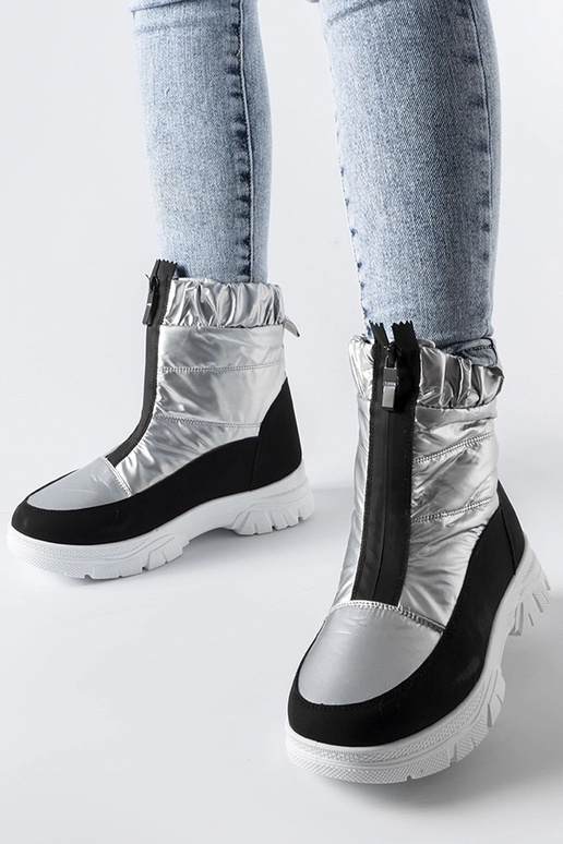 Stivali da neve isolati argento e... Stivali da neve isolati argento e...