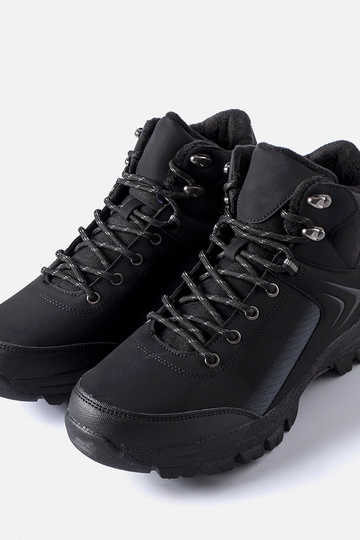 Scarpe nere imbottite in... 2