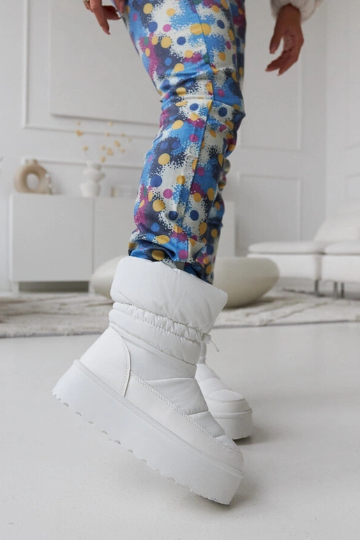 Stivali bianchi invernali con...