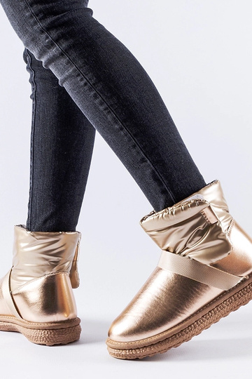 Stivali da neve corti...