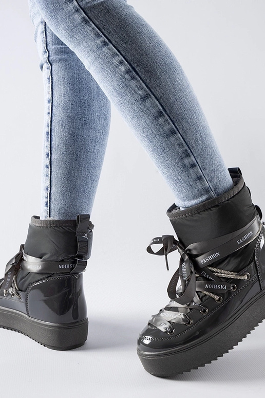 Stivali da neve verniciati con...