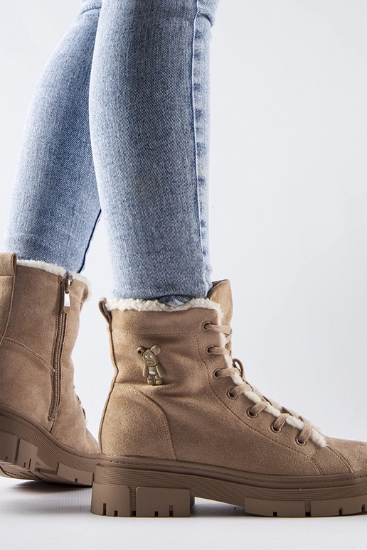 Stivali isolati in camoscio sintetico...