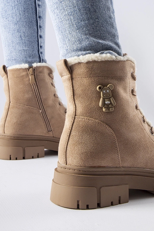 Stivali isolati in camoscio sintetico...