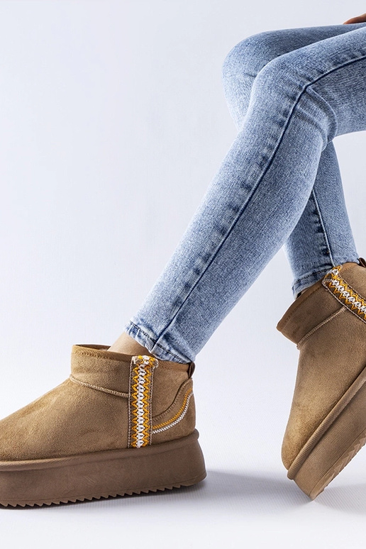 Stivali da neve con platforma Scavi...