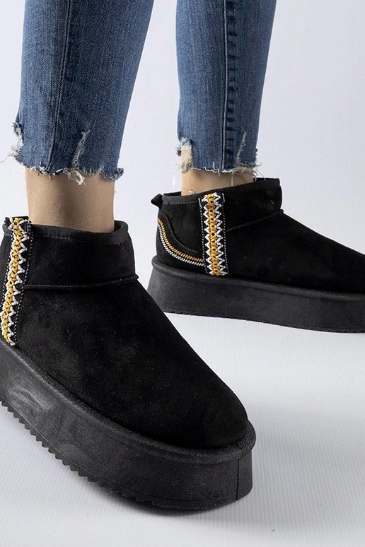 Stivali da neve con plateau Scavi neri Stivali da neve con plateau Scavi neri