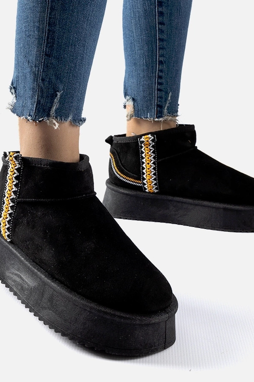 Stivali da neve con plateau Scavi neri Stivali da neve con plateau Scavi neri