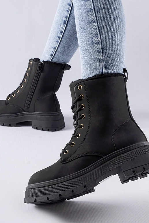 Scarponcini imbottiti Tadasuni neri