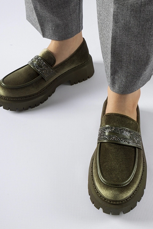 Mocassini verdi decorati con zirconi...