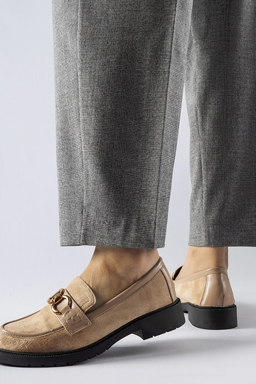 Mocassini con fibbia... 2