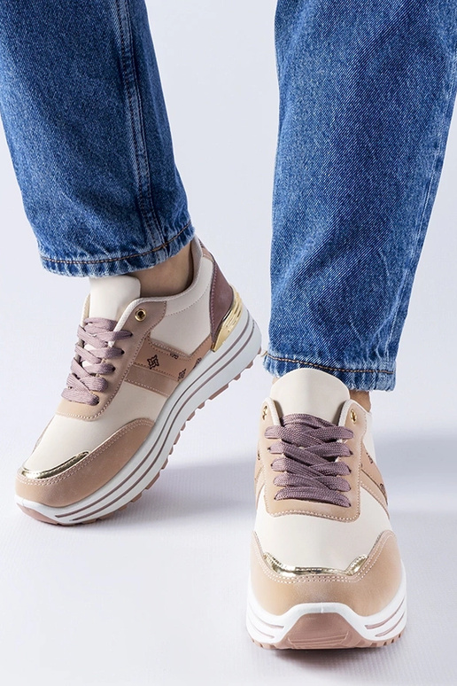 Scarpe rosa-beige con piattaforma...