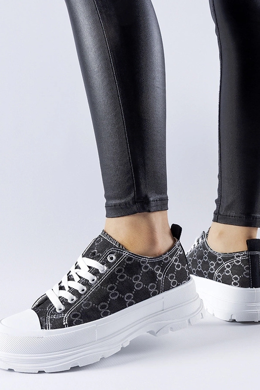 Sneakers nere decorate con il...
