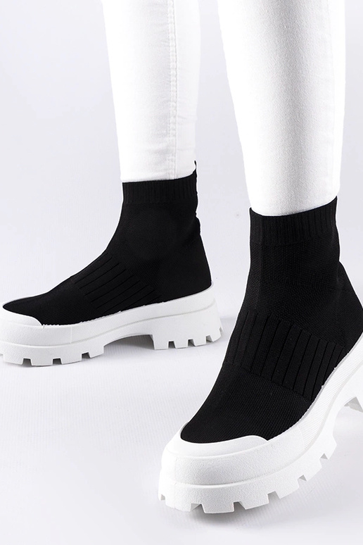 Sneakers nere Varden con tomaia...