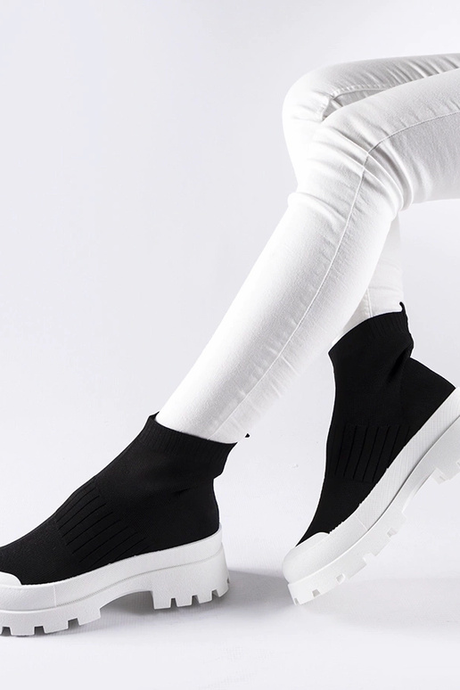 Sneakers nere Varden con tomaia...