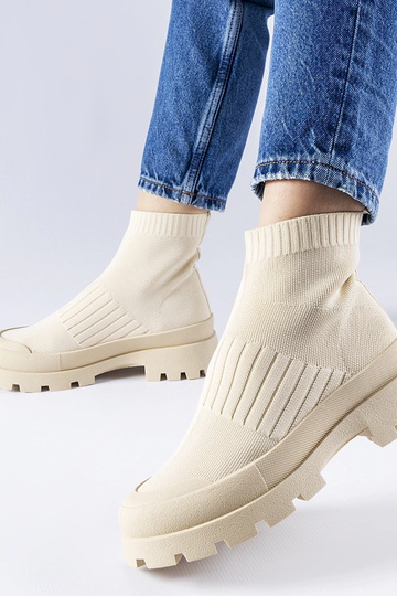Sneakers beige Varden con tomaia elasticizzata 2