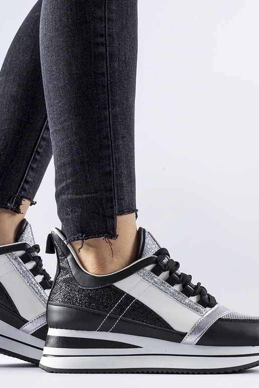 Sneakers nere glitterate con plateau...